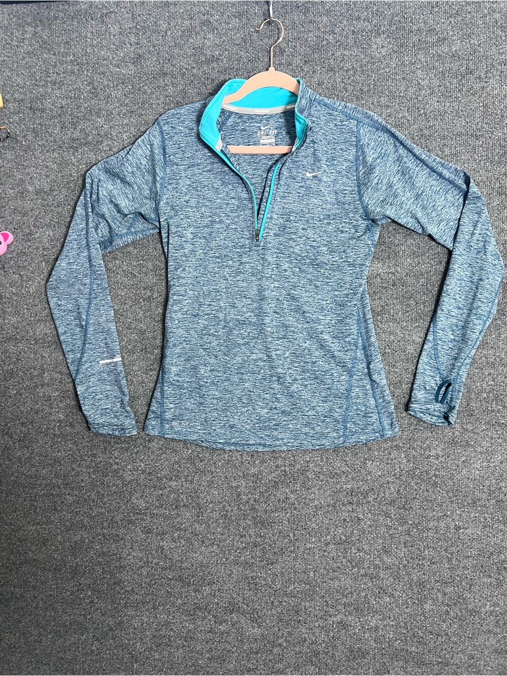 Nike Dri-FIT Element Women’s Small Blue Heather 1/2 Zip Running Top Thumbholes